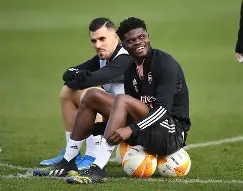 九游体育官网-包含纽卡斯尔加时末段防线松动金州勇士复出首秀备战欧联，集结日勒沃库森调整名单以备英超直接炸裂的词条